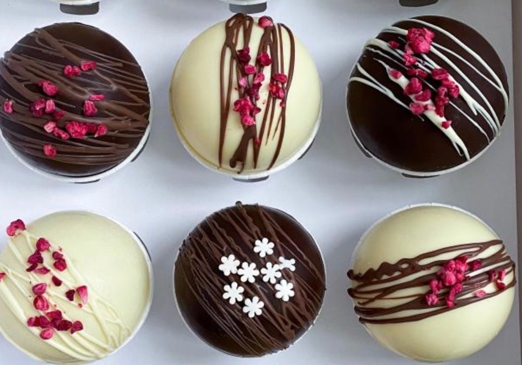 <span style="font-weight: bold;">Программа с мастер классом «Киндер сюрприз»</span><br>